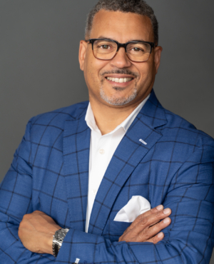 Ebon Bourne-19-Edit-High_Res-2